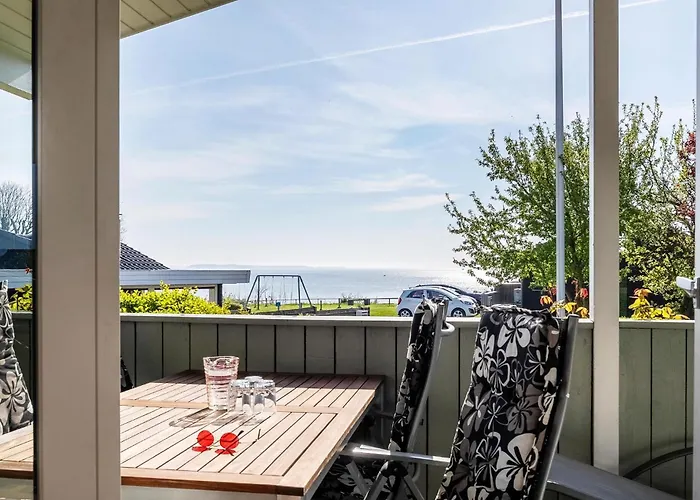 2 Bedroom Gorgeous In