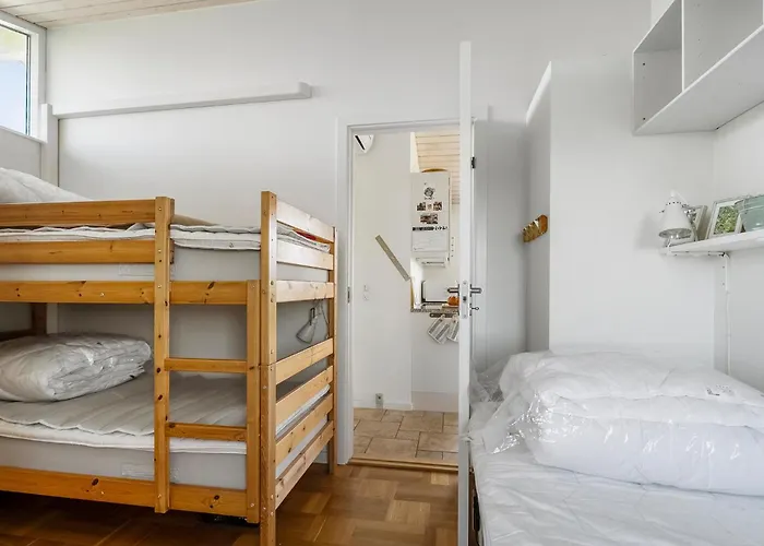 Holiday home 2 Bedroom Gorgeous In Hejls
